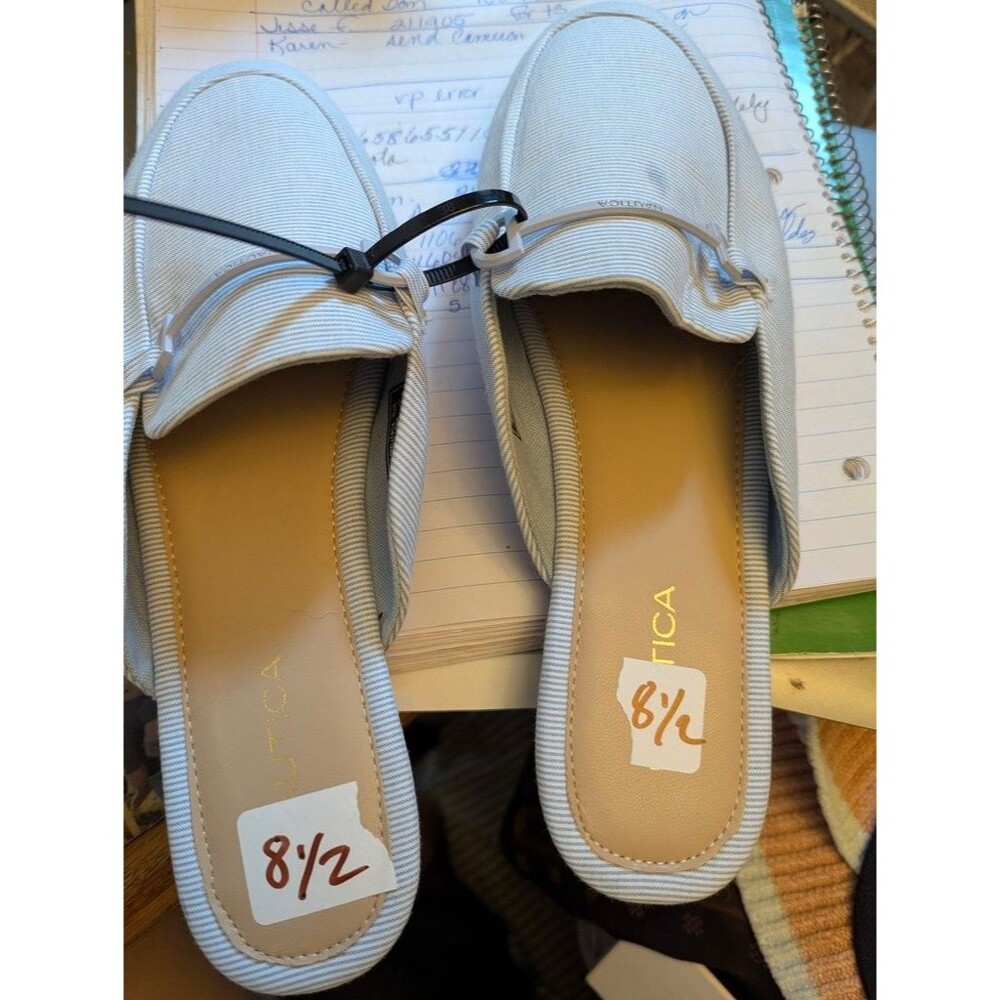 Nautica Women's Blue Stripe Slip-On Flat Shoes Size 8.5 NWOT